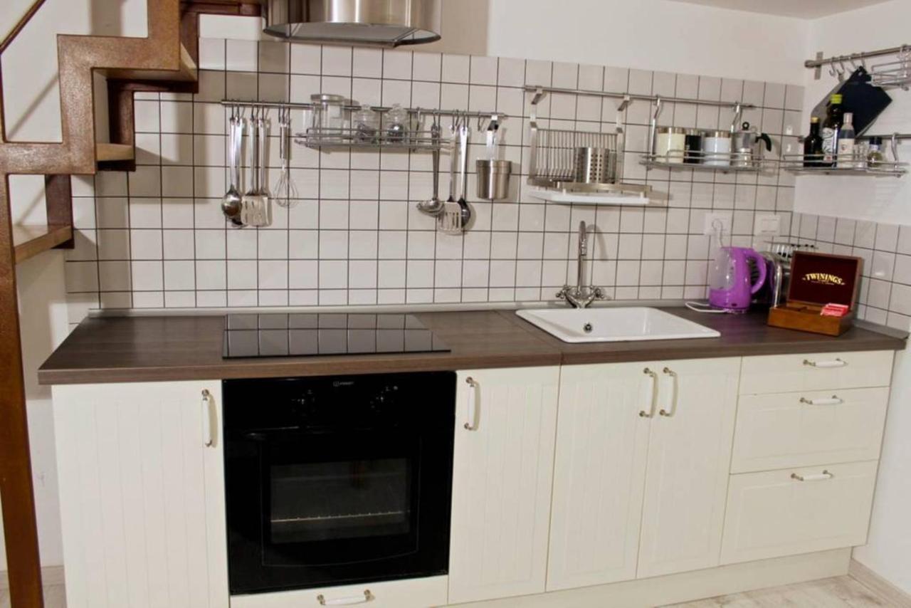 Opera House Apartment Rome