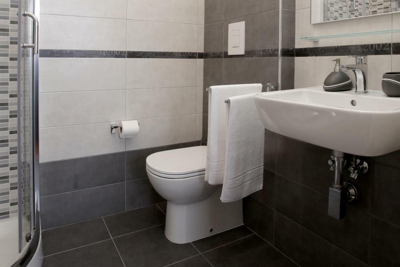 J24 Bed & Breakfast Rome