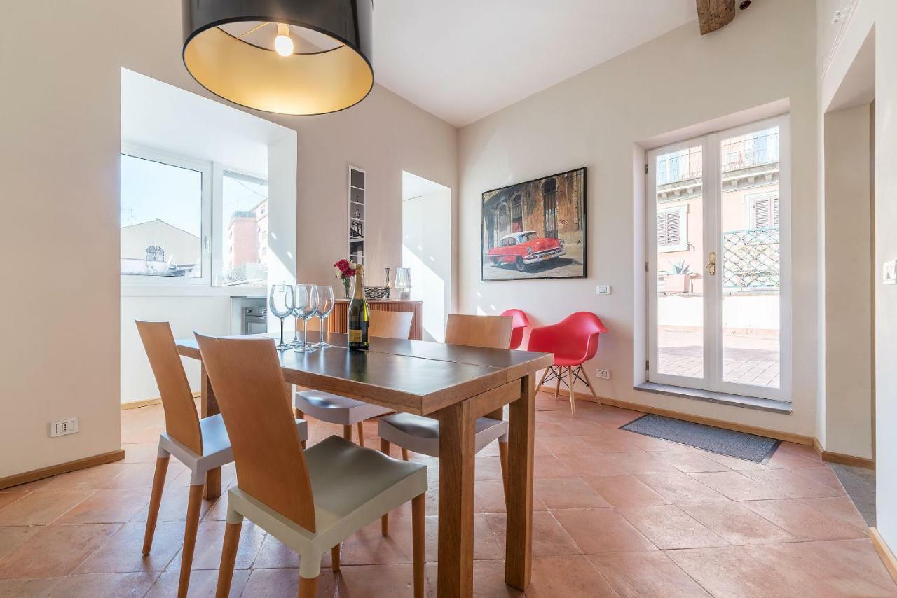 Apartment Monti Stunning With Terrace Rome