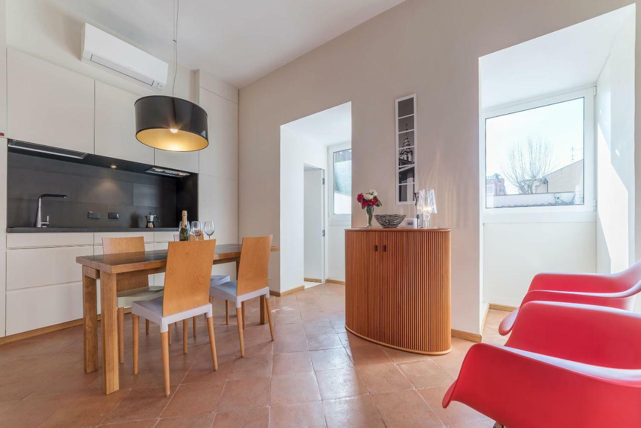 Apartment Monti Stunning With Terrace Rome