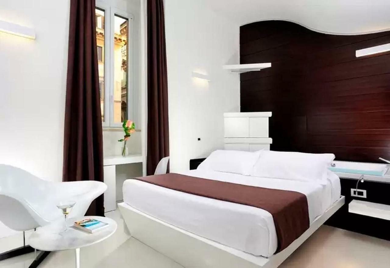Navona Hotel 2*
