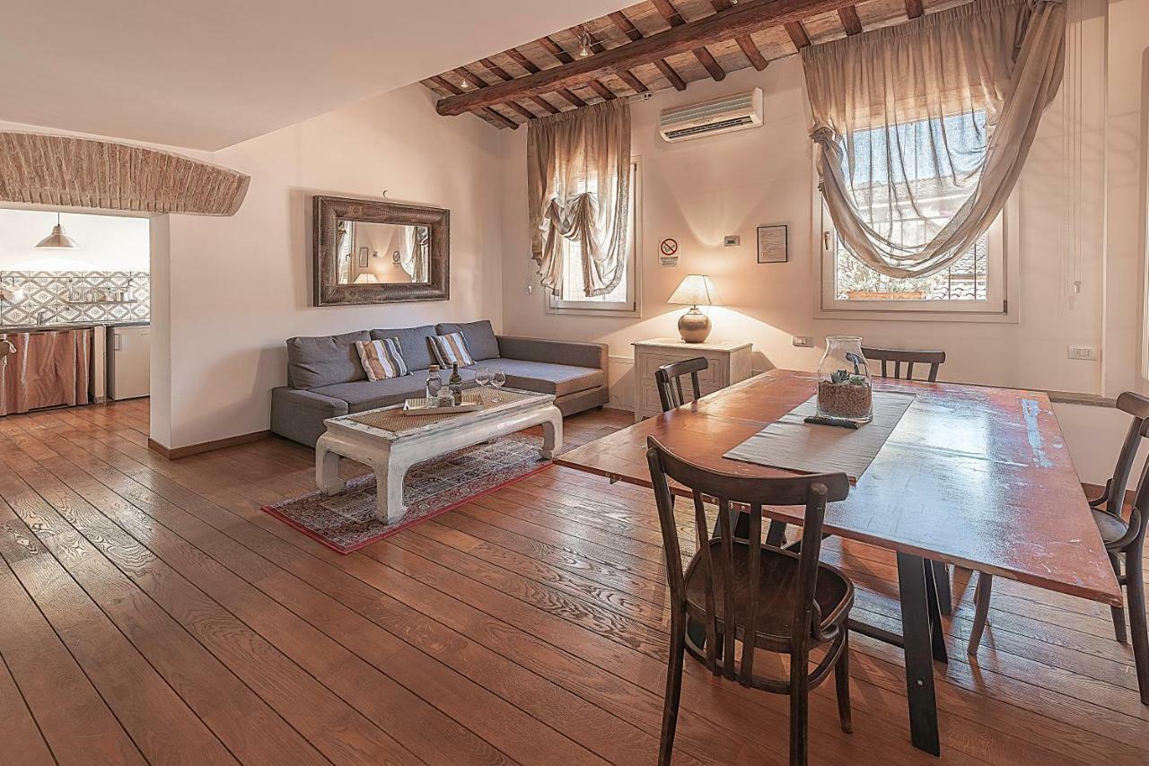 Loft Campo De Fiori Apartment