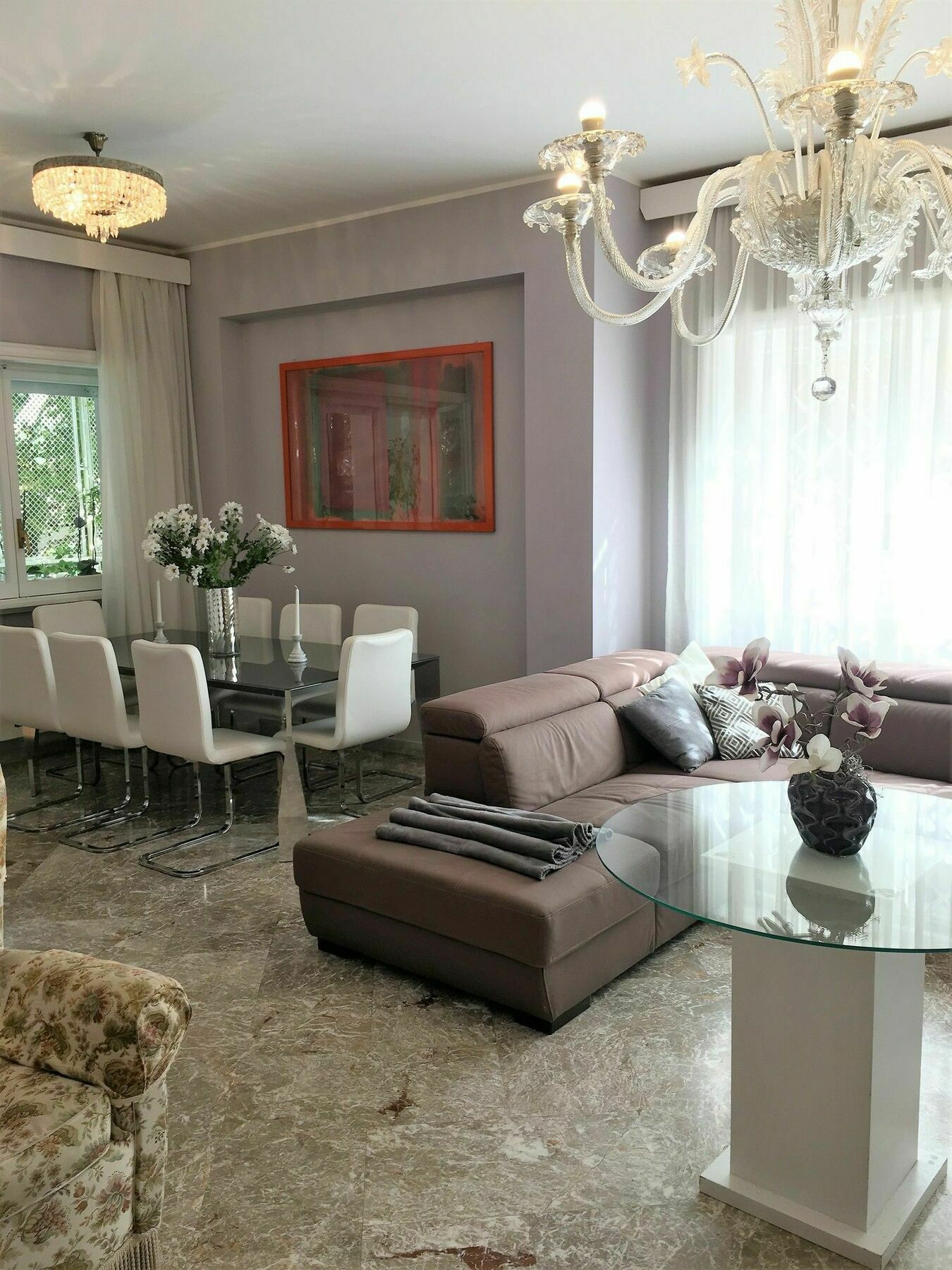 Luxury In Vatican Area Apartment