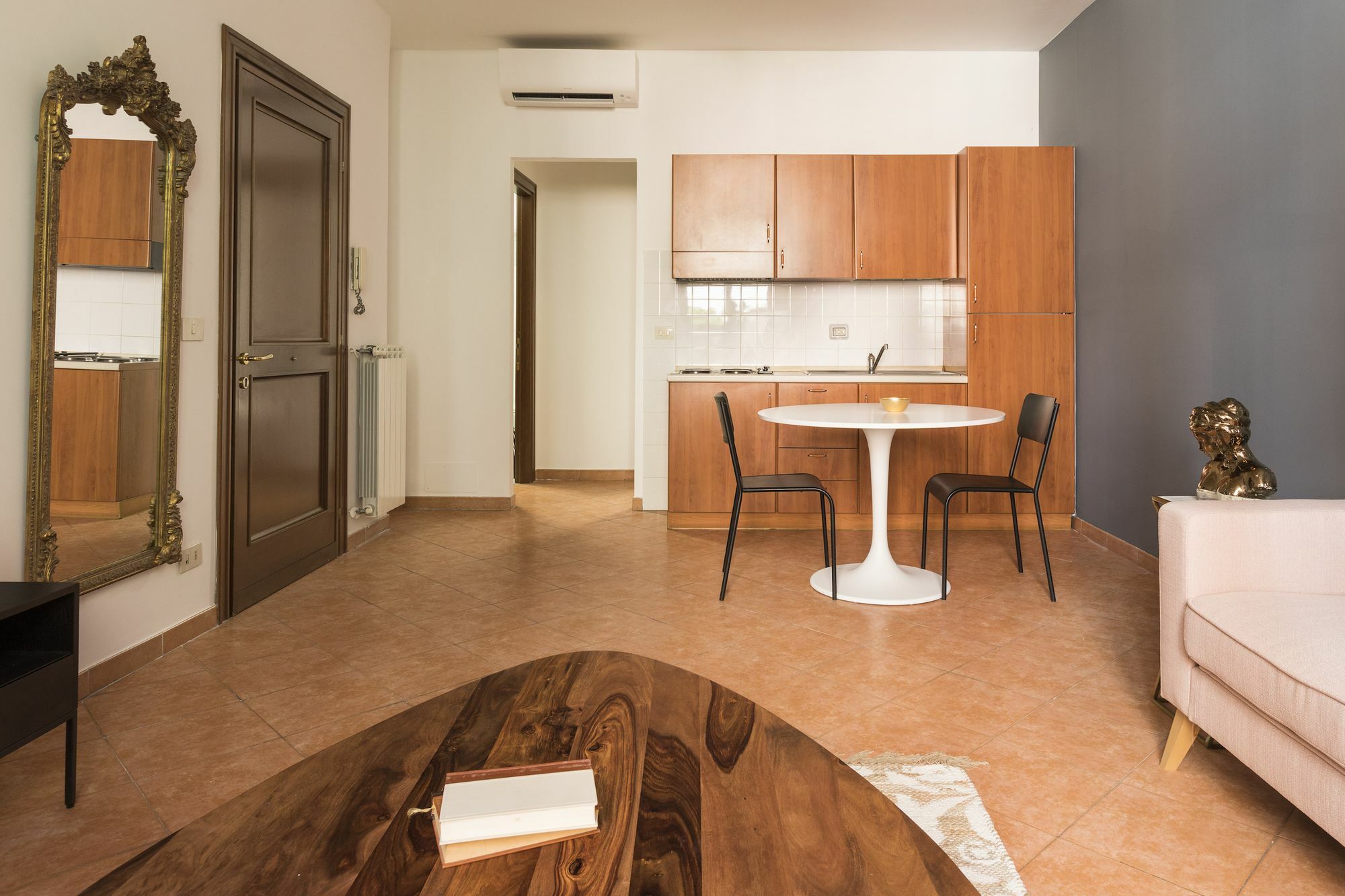 Elegant 1br In San Pietro / Vaticano By Sonder