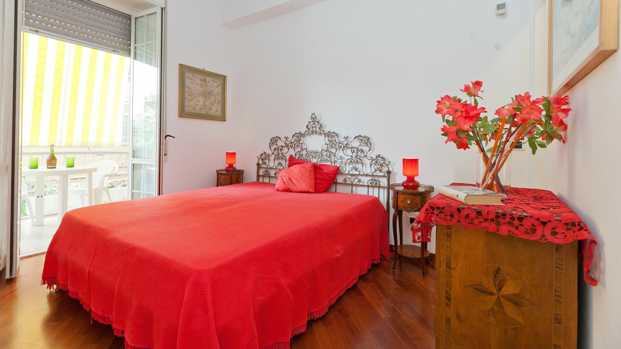 In Pateras Flower Appartamento Roma