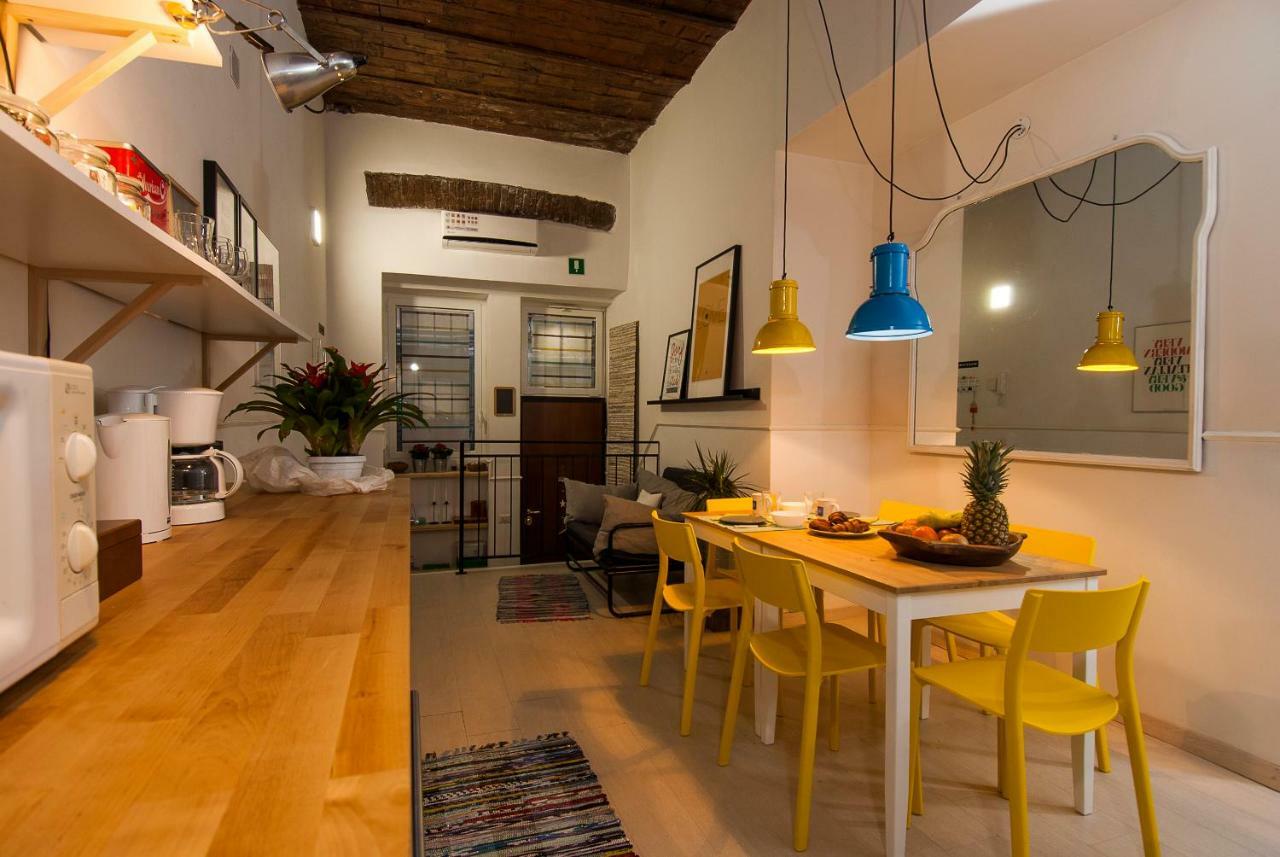 Holiday home The Yellow House Rome