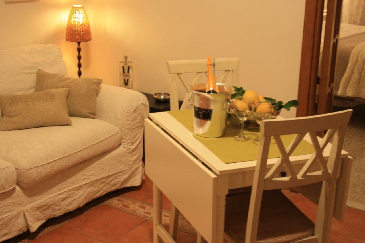 Aunt's House Campo De Fiori Apartment