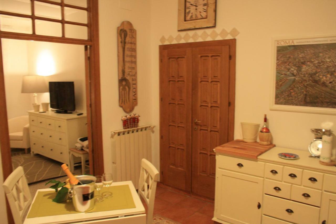 Aunt's House Campo De Fiori Apartment