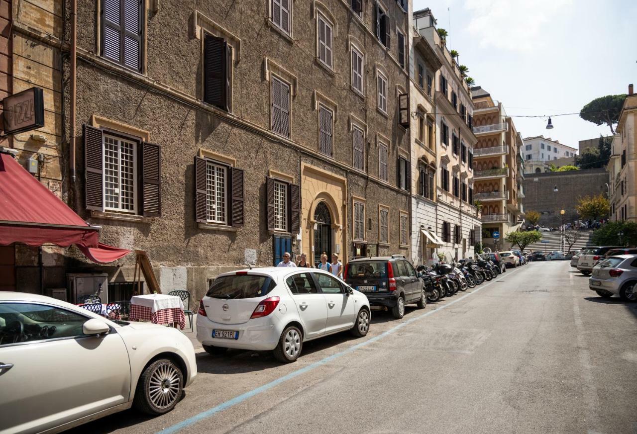 Museum - Finestra Sui Musei Vaticani Bed & Breakfast