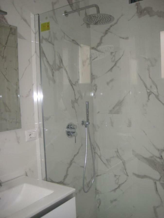 Simon Vatican Garden House - Free Parking Apartment