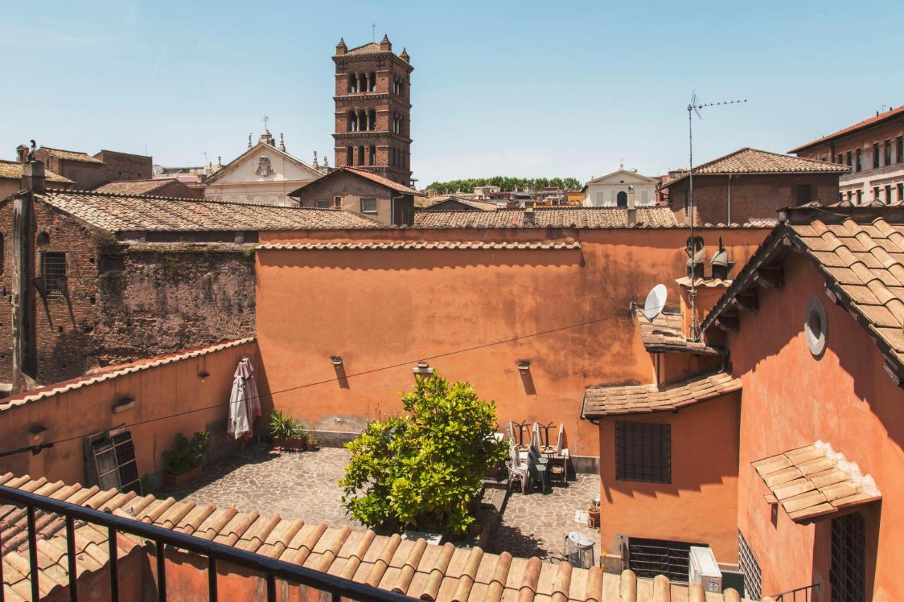 Apartment Trasteverehome - Santa Cecilia In Trastevere With Balcony Rome
