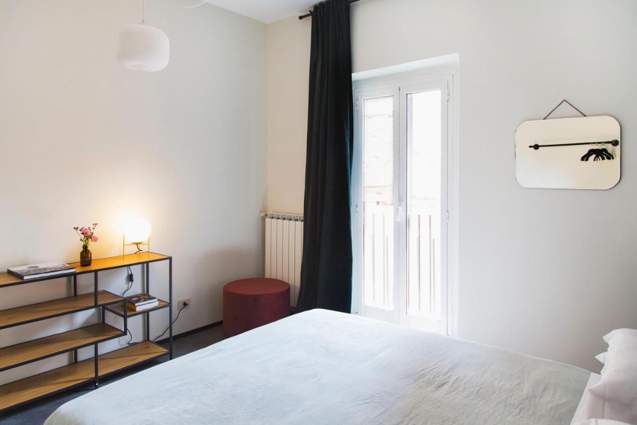 Trasteverehome - Santa Cecilia In Trastevere With Balcony Rome