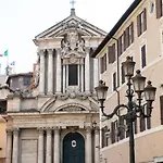 Magenta Luxury Crociferi 3