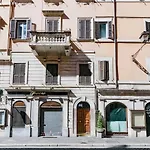 HostMe Piazza di Spagna apartament