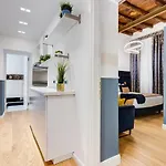 Glamour Studio - Spanish Steps