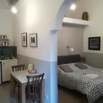 Castel Sant\'Angelo Apartment