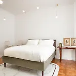 Casavignoni Luxury Apartment Near To Spanish Step