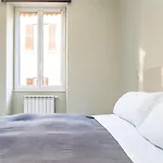 Mecenate Apartment Cavour