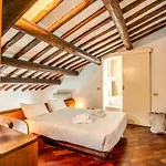 Lovely Attic With Private Terrace By Piazza Navona