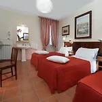Budget Rooms Des Arts