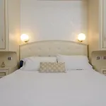 Piccolo Di Piazza Di Spagna Suites