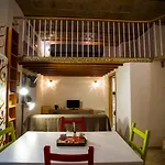 Colosseo-Termini 5 ✶✶✶✶ Elegante Appartamento