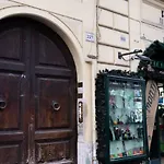 The Best Rent - Elegant Five-Bedrooms Apartment Near Colosseo
