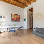 Modern Apartment In Campo De Fiori