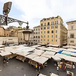 Modern Apartment In Campo De Fiori