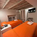 Roma Historic Center, 800 Meters From The Trevi Fontain