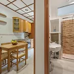 Domus Patrizia Romana 6 Persone