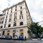 Virgilio Apartment