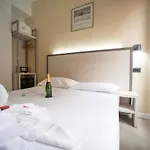 Romerooms