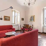 Charming Apartment At Spanish Steps, No Elevator