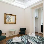 Lupa Luxury Apartment