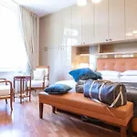 Spanish Steps Hills Apartment -Topcollection