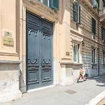 Spanish Steps Hills Apartment -Topcollection