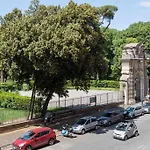 Spanish Steps Hills Apartment -Topcollection