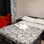 Hubby House - Rome