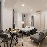 The Best Rent - Gorgeous One-Bedroom Apartment Near Piazza Di Spagna