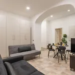 The Best Rent - Gorgeous One-Bedroom Apartment Near Piazza Di Spagna