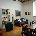 Raffaello Terrace - Near Piazza Navona