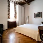 Raffaello Terrace - Near Piazza Navona