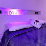 Moya Suites