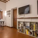 Navona Apartment
