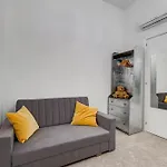 Crystal Trevi Fountain - Romedreamhome