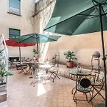 Marta Inn