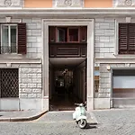 La Dolce Vita Luxury Apartment