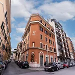 St Vatican Modern Loft