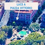 Luce A Piazza Vittorio
